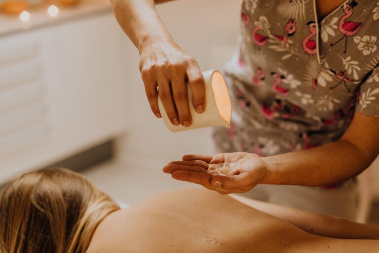 Att gå på massage med sin partner är en uppskattad aktivitet